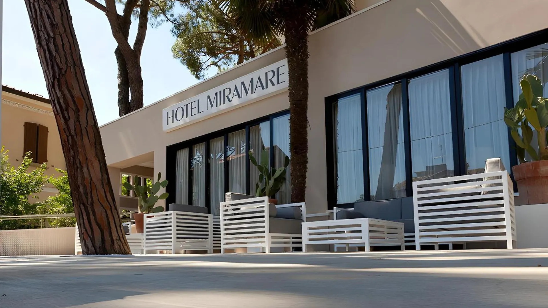Hotel Miramare - Spa & Suites - Free Breakfast & Brunch Until 13-00 Cervia 4*,  İtalya