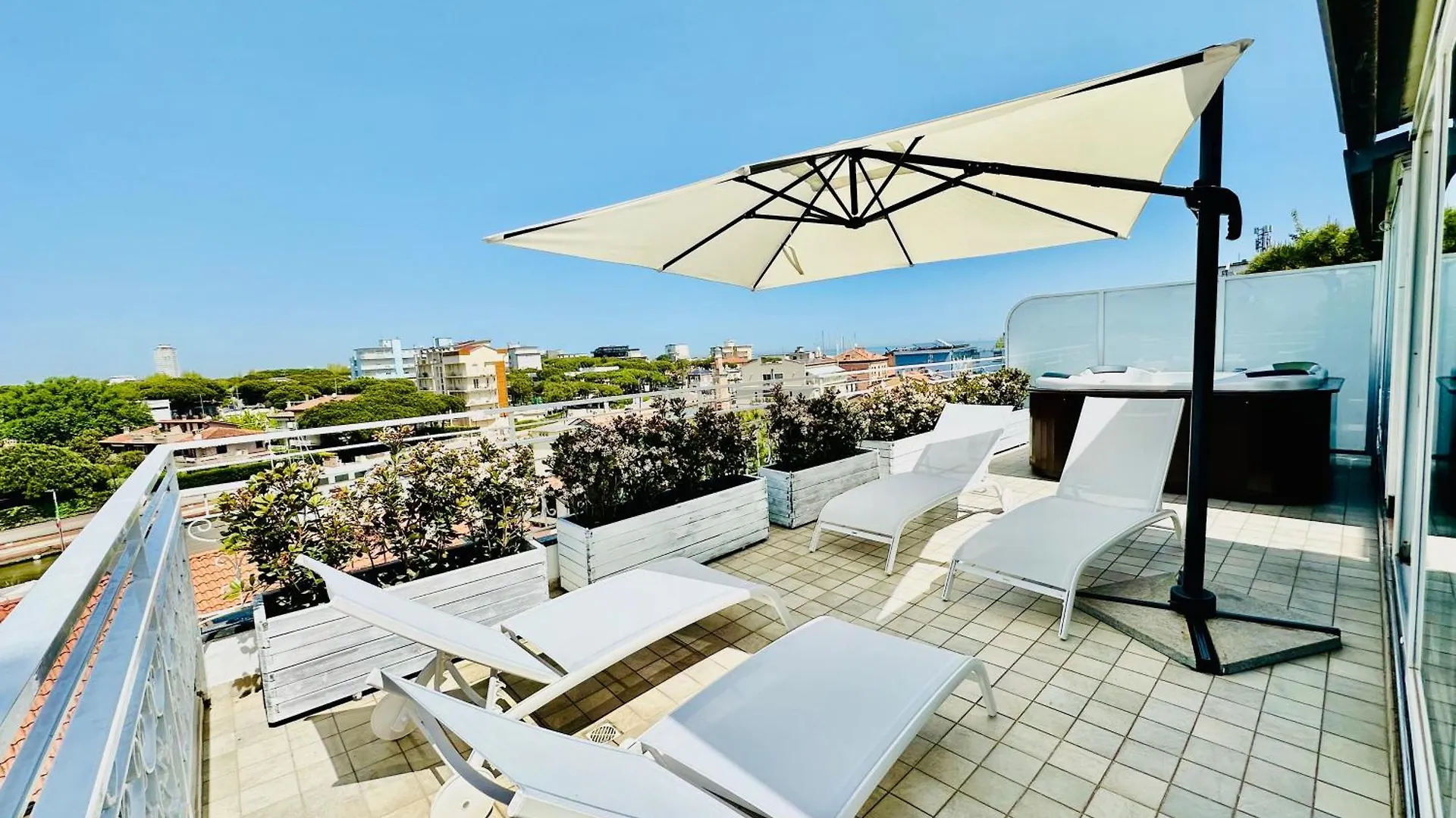 Hotel Miramare - Spa & Suites - Free Breakfast & Brunch Until 13-00 Cervia 4*,  Włochy