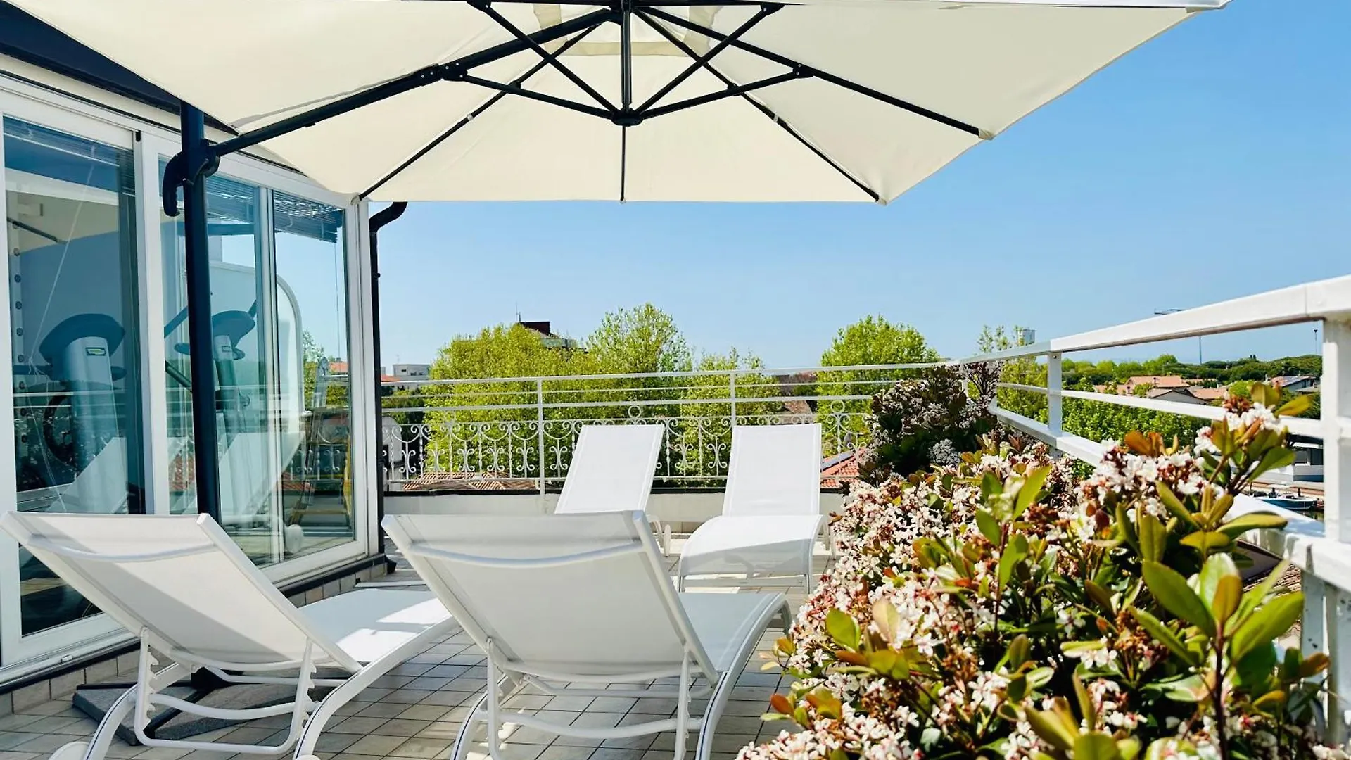 Hotel Miramare - Spa & Suites - Free Breakfast & Brunch Until 13-00 Cervia 4*,